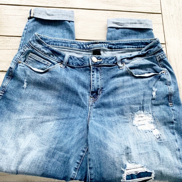 Lane Bryant Denim - LANE BRYANT “Capri” Distressed Jean